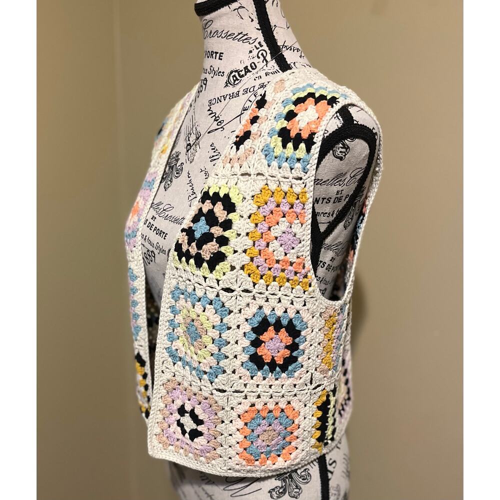 By Together Crochet Granny Square Cardigan Vest Women’s OS Cottagecore Boho EUC! - Picture 3 of 8